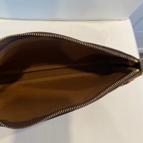 Louis Vuitton Pouchette Monogram Pochette Bag - Picture 9 of 12